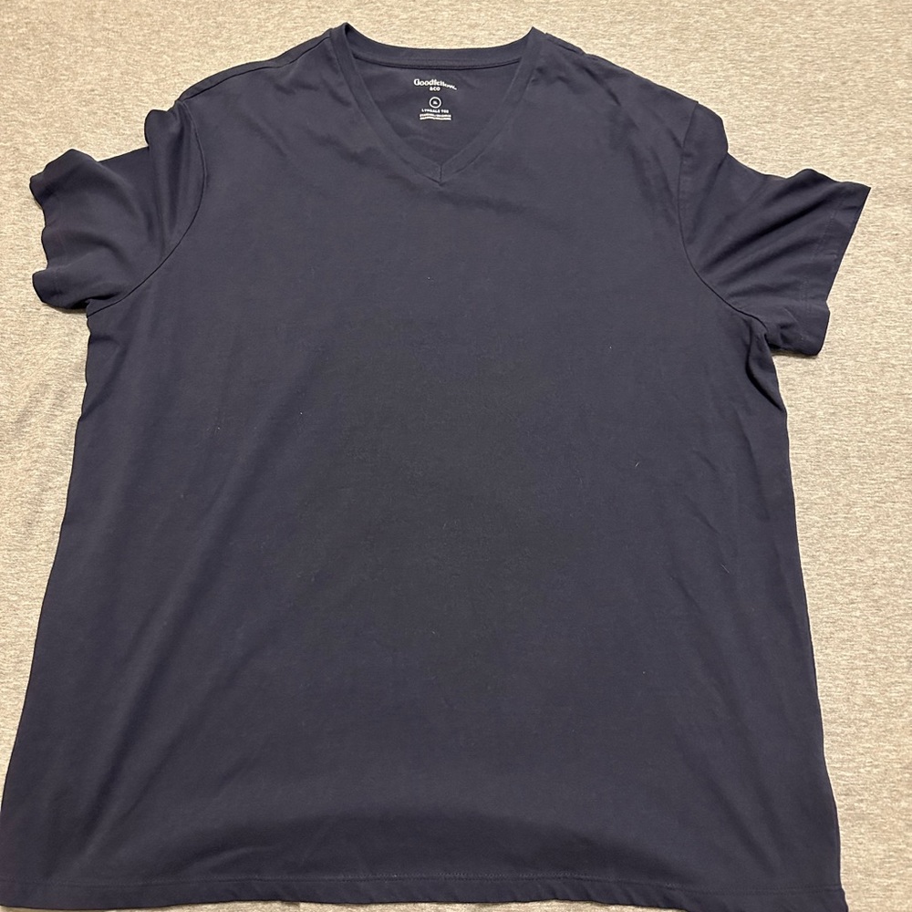 Navy blue Goodfellow & Co Lyndale Tee Size XL